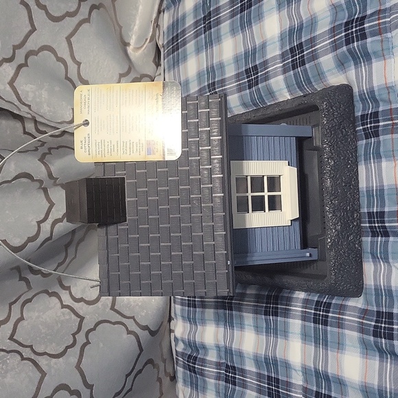 Blue cottage house birdfeeder NWT Village Collection blue gray NEW - Picture 3 of 6